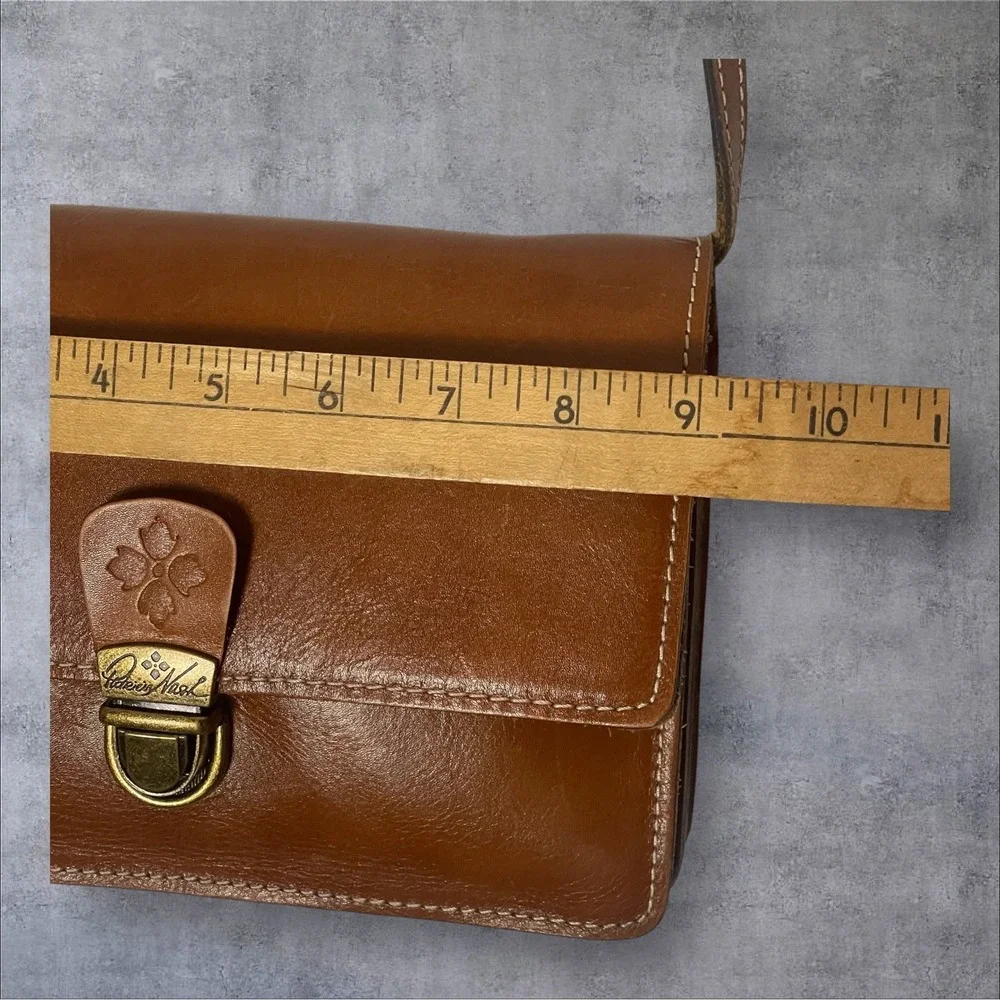 Patricia Nash Italian Leather Brown Crossbody Bag Vintage Push Lock Accordion‎